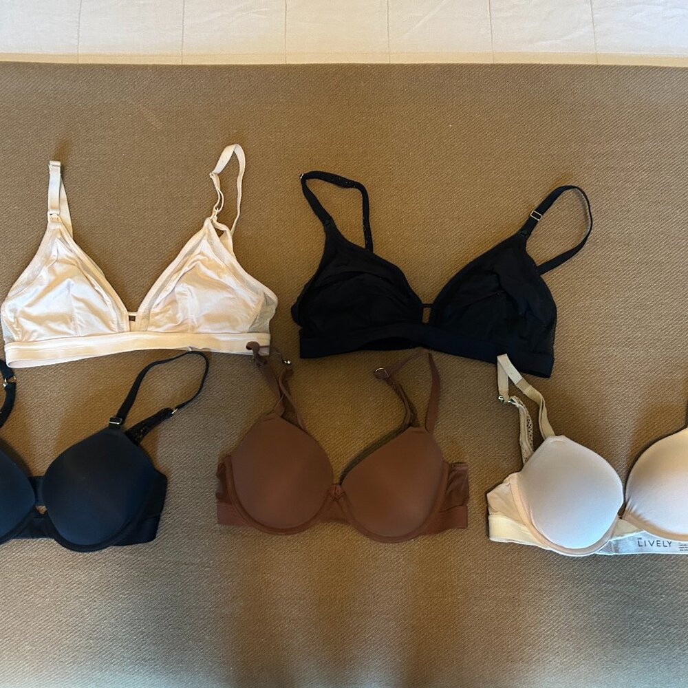 Set of 5 Lively Bras Size 32B/Medium